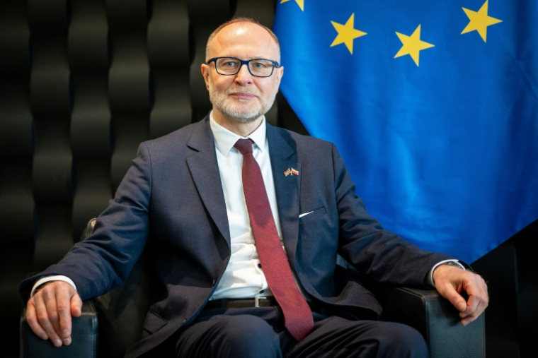 Le ministre letton de la Défense, Andris Spruds à Varsovie, le 6 mai 2026 en Pologne ( AFP / Wojtek RADWANSKI )