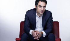 Amir Reza-Tofighi à Paris, le 10 avril 2025. ( AFP / JOEL SAGET )