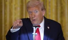 Donald Trump à Washington, aux États-Unis, le 15 octobre 2025. ( GETTY IMAGES NORTH AMERICA / KEVIN DIETSCH )