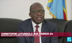 "Les mots de Macron ne suffisent pas du tout", déplore de chef de la diplomatie congolaise