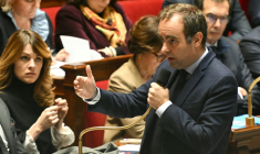 Le Premier ministre Sébastien Lecornu s'exprime devant l'Assemblée nationale, le 6 janvier 2026, à Paris ( AFP / Bertrand GUAY )