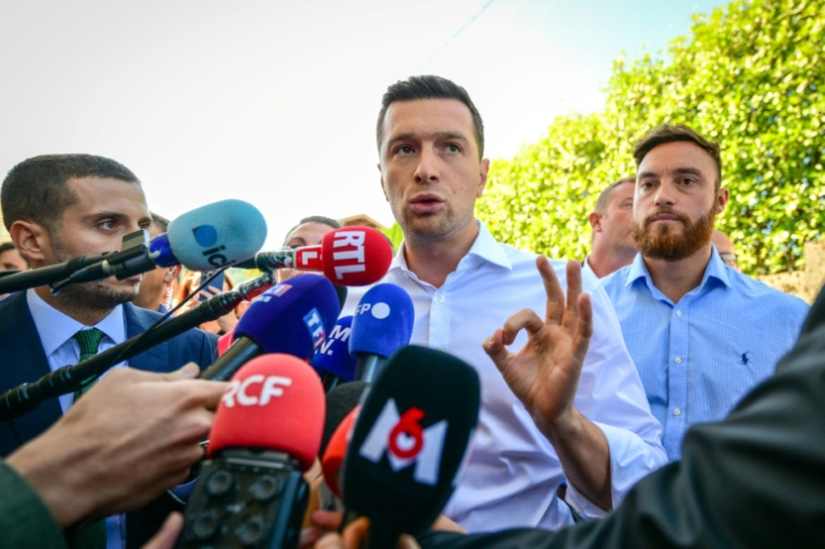 Jordan Bardella, le président du RN, à la Foire agricole de Beaucroissant, en Isère, le 11 septembre 2026 ( AFP / OLIVIER CHASSIGNOLE )