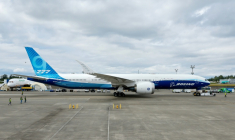 L'un des cinq 777-9 de Boeing pour les tests de certificatde ce programme, le 26 juin 2024 à Everett (Washington, nord-ouest) ( POOL / Jennifer Buchanan )