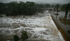 Inondations provoquées par la crue du fleuve Guadalupe, au Texas, à Kerrville, aux Etats-Unis, le 5 juillet 2025 ( AFP / RONALDO SCHEMIDT )