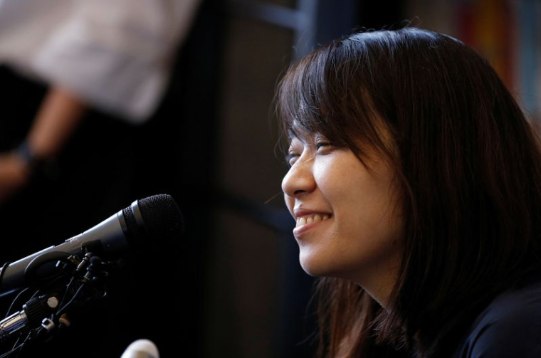 L'auteure sud-coréenne Han Kang, lors d'une conférence de presse à Séoul