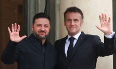 Le président ukrainien Volodymyr Zelenskiy en visite à Paris