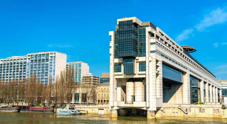 La cession de 52% de FDJ devrait permettre à l'État de récolter près de 2 milliards d'euros. (© Adobestock)