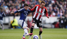 Manchester United se sera réveillé trop tard, Newcastle et Tottenham accroché