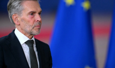 Le Premier ministre néerlandais Dick Schoof, à Bruxelles, le 23 octobre 2025 ( AFP / NICOLAS TUCAT )