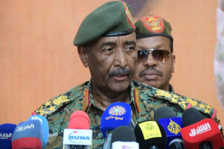 Le général Abdel Fattah al-Burhane, le 29 avril 2025 à Port-Soudan, au Soudan ( AFP / - )