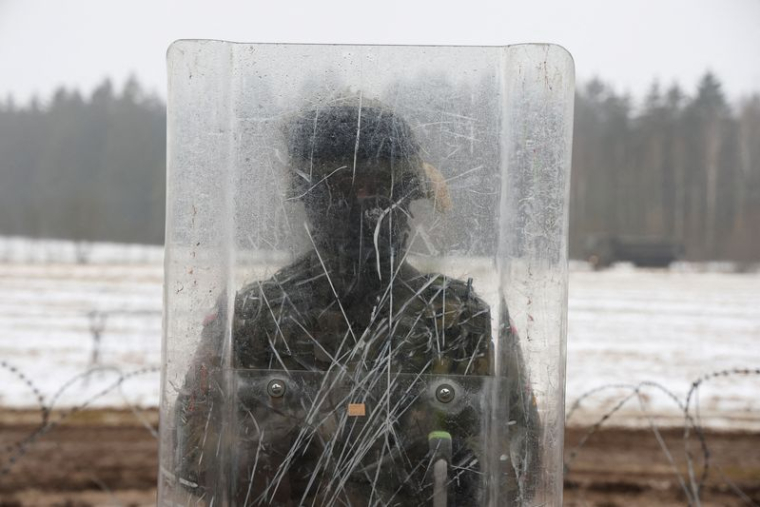 L'UE SOLLICITÉE POUR INTERROMPRE LA CONSTRUCTION D'UN MUR ANTI-MIGRANTS DANS UNE FORÊT EN POLOGNE