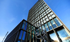 L'AGENCE EUROPÉENNE DES MÉDICAMENTS MAINTIENT SA CONFIANCE AU VACCIN ASTRAZENECA