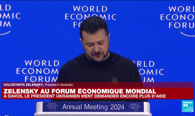 Ukraine : Volodymyr Zelensky à Davos pour demander plus d'aide