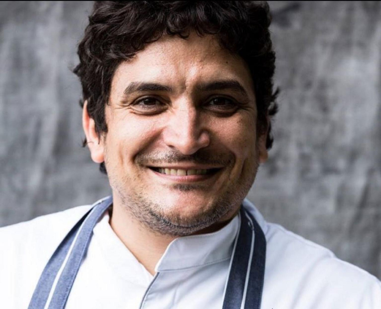 Il a été sacré meilleur restaurant du monde en 2019 par un jury de 1.000 experts à travers la planète. Mauro Colagreco est le chef du Mirazur à Menton. crédit photo : Facebook