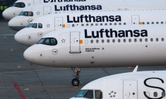 Avions de Lufthansa à l'aéroport de Francfort