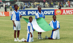 Un footballeur nigérian périt d’une chute du troisième étage d'un centre commercial