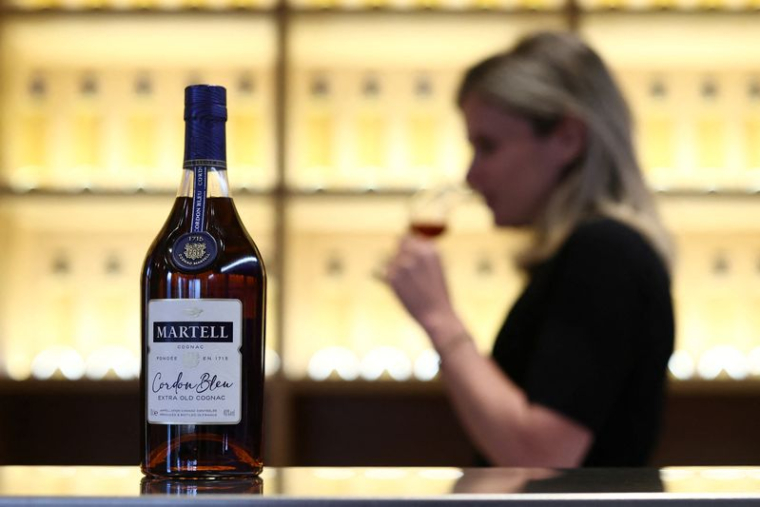 Une bouteille de Cognac de la maison Martell