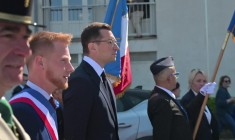 Sarthe: Jordan Bardella participe à une cérémonie de commémoration du 8-Mai