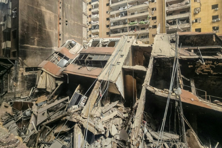 Un immeuble détruit par une frappe aérienne israélienne dans le quartier de Haret Hreik, dans la banlieue sud de Beyrouth, le 3 avril 2026 au Liban ( AFP / - )