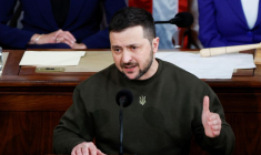 Le président de l'Ukraine, Volodimir Zelensky, s'adresse au Capitole à Washington