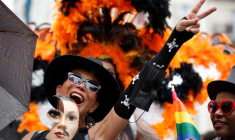 ENTRE PANTIN ET PARIS, UNE MARCHE DES FIERTÉS LGBT+ SOUS LE SIGNE DES DROITS