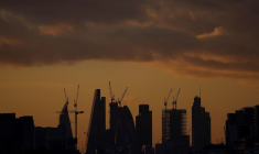 LE ROYAUME-UNI INTERDIT L'ACCÈS À SON MARCHÉ DE L'ASSURANCE AUX ENTREPRISES RUSSES