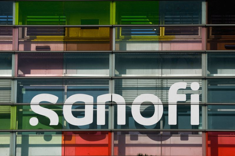 Le logo du fabricant français de médicaments Sanofi sur le site du groupe à Lyon
