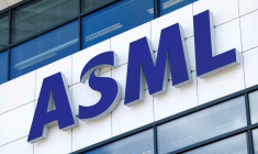Le logo d'ASML au siège de l'entreprise à Veldhoven, Pays-Bas