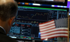 Les traders travaillent sur le parquet de la Bourse de New York (NYSE)