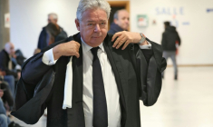 Kiril Bougartchev, avocat de TotalEnergies, à son arrivée au tribunal à Nanterre, dans les Hauts-de-Seine, le 1er décembre 2025 ( AFP / Thomas SAMSON )