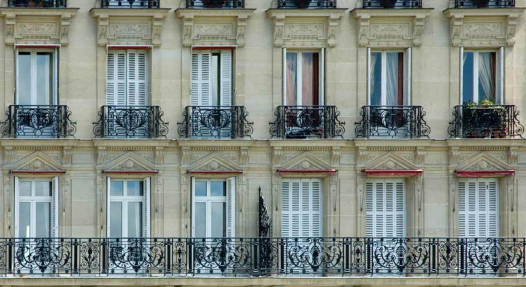 La responsabilité civile de la copropriété, essentielle en cas d’accident dans un ascenseur, par exemple, est couverte par le contrat. (© Fotolia)