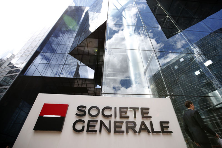 SOCGEN SUPPRIME 1.600 POSTES ET CESSE CERTAINES ACTIVITÉS DE BFI