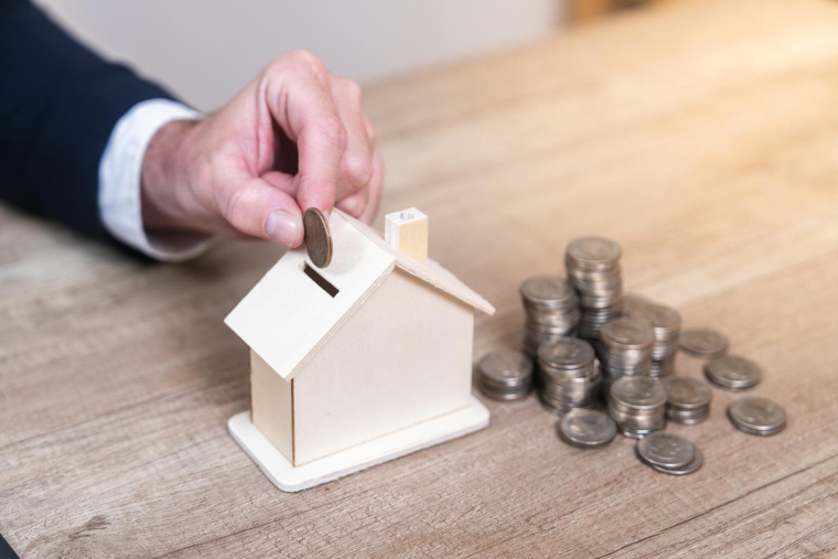Les PEL ouverts après le 1er mars 2011 vont être automatiquement clôturés par l’établissement bancaire. Les épargnants concernés disposent d’alternatives pour réorienter leurs avoirs. ( crédit photo : Getty Images )