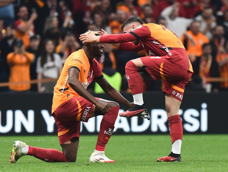 Avec un doublé d’Osimhen, Galatasaray remporte la Coupe de Turquie