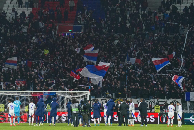 Les supporters de l'OL interdits de déplacement au Parc des Princes