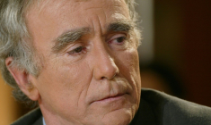 Le journaliste et essayiste Jean-Claude Guillebaud, le 18 septembre 2003 à Paris, lors de l'enregistrement d'une émission de télévision ( AFP / JEAN-PIERRE MULLER )