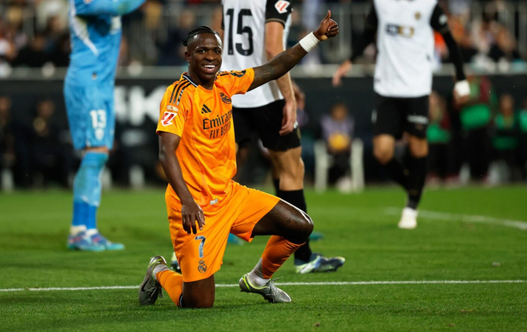 Un artiste menacé de mort à la suite d’une œuvre caricaturale de Vinícius