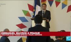REPLAY - Emmanuel Macron s'exprime à Prague lors du sommet de la communauté politique européenne
