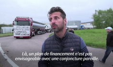 Carburants: des pêcheurs manifestent devant un dépôt pétrolier en Normandie