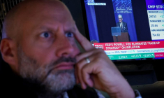 Les traders travaillent sur le parquet de la Bourse de New York (NYSE)
