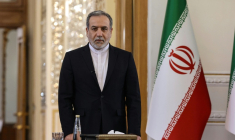 Le ministre iranien des Affaires étrangères Abbas Araghchi, le 5 octobre 2025 à Téhéran ( AFP / ATTA KENARE )