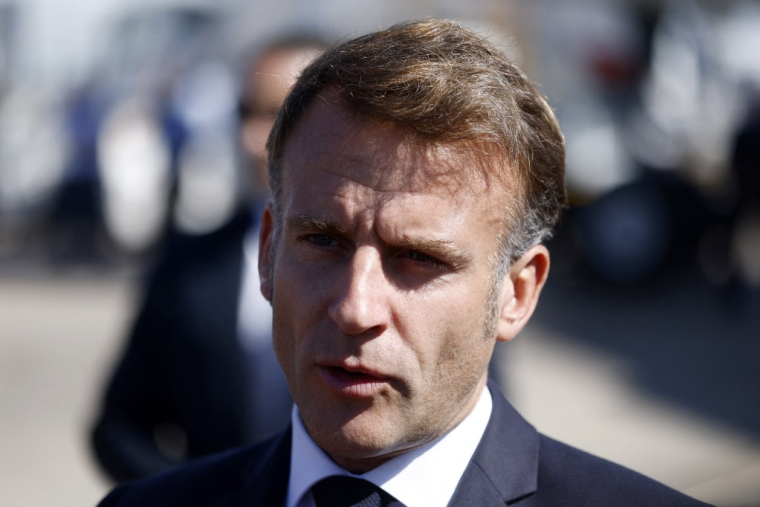Emmanuel Macron à Charm el-Cheikh, en Égypte, le 13 octobre 2025. ( POOL / YOAN VALAT )