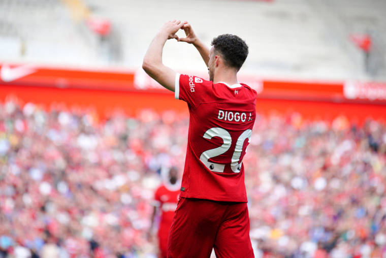 En hommage à Diogo Jota, Liverpool retire son numéro 20