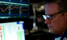 Un opérateur à la Bourse de New York, le 19 mai 2025. ( AFP / TIMOTHY A. CLARY )