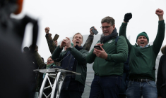 Des agriculteurs manifestent devant le Parlement européen à Strasbourg le 21 janvier 2026 ( AFP / Romeo BOETZLE )