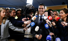 Le dirigeant centriste néerlandais Rob Jetten lors d'une conférence de presse à La Haye, le 30 octobre 2025 ( AFP / SIMON WOHLFAHRT )