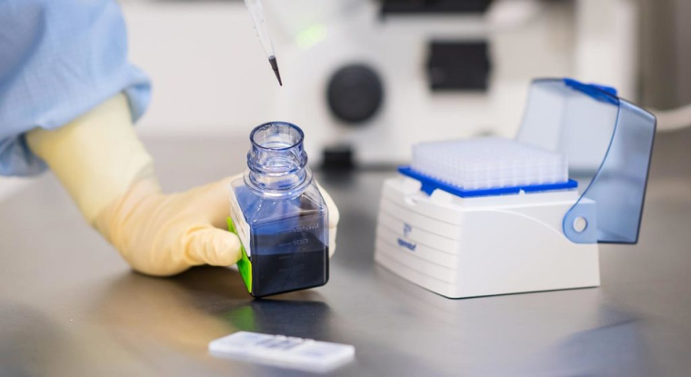 Grâce à son Cyad-01, la biotech a guéri un patient atteint de leucémie myéloïde aiguë. (© Celyad)