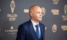 Iniesta se lance dans le vélo, sans les petites roues