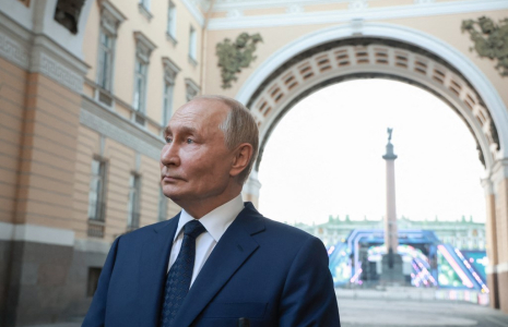 Vladimir Poutine à Saint-Pétersbourg, en Russie, le 12 septembre 2024. ( POOL / VYACHESLAV PROKOFYEV )