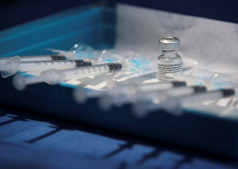 VACCIN: LA HAUTE AUTORITÉ DE SANTÉ RECOMMANDE DE DÉCALER LA 2E DOSE À 42 JOURS